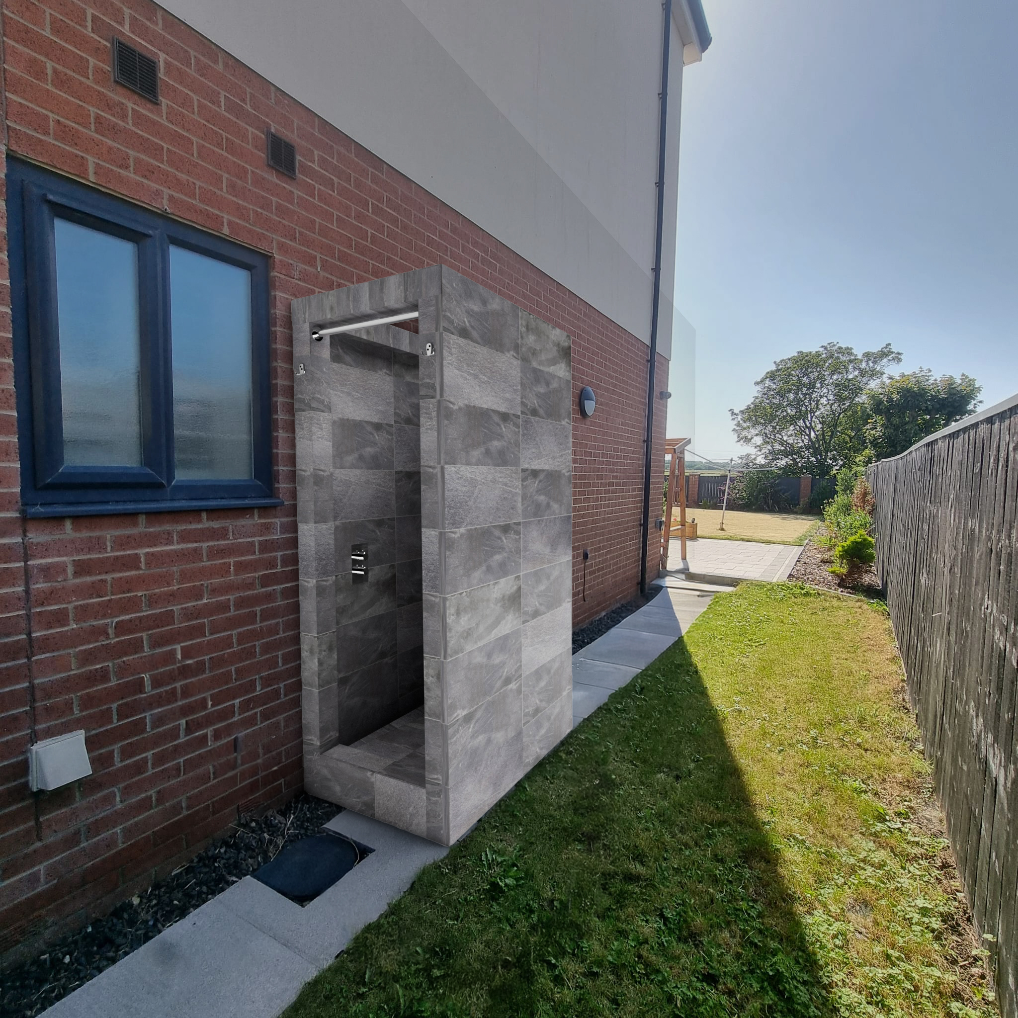 Outdoor shower from front