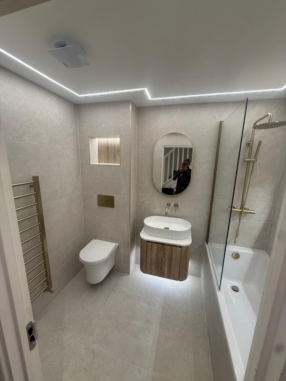 Blyth Bathroom 6